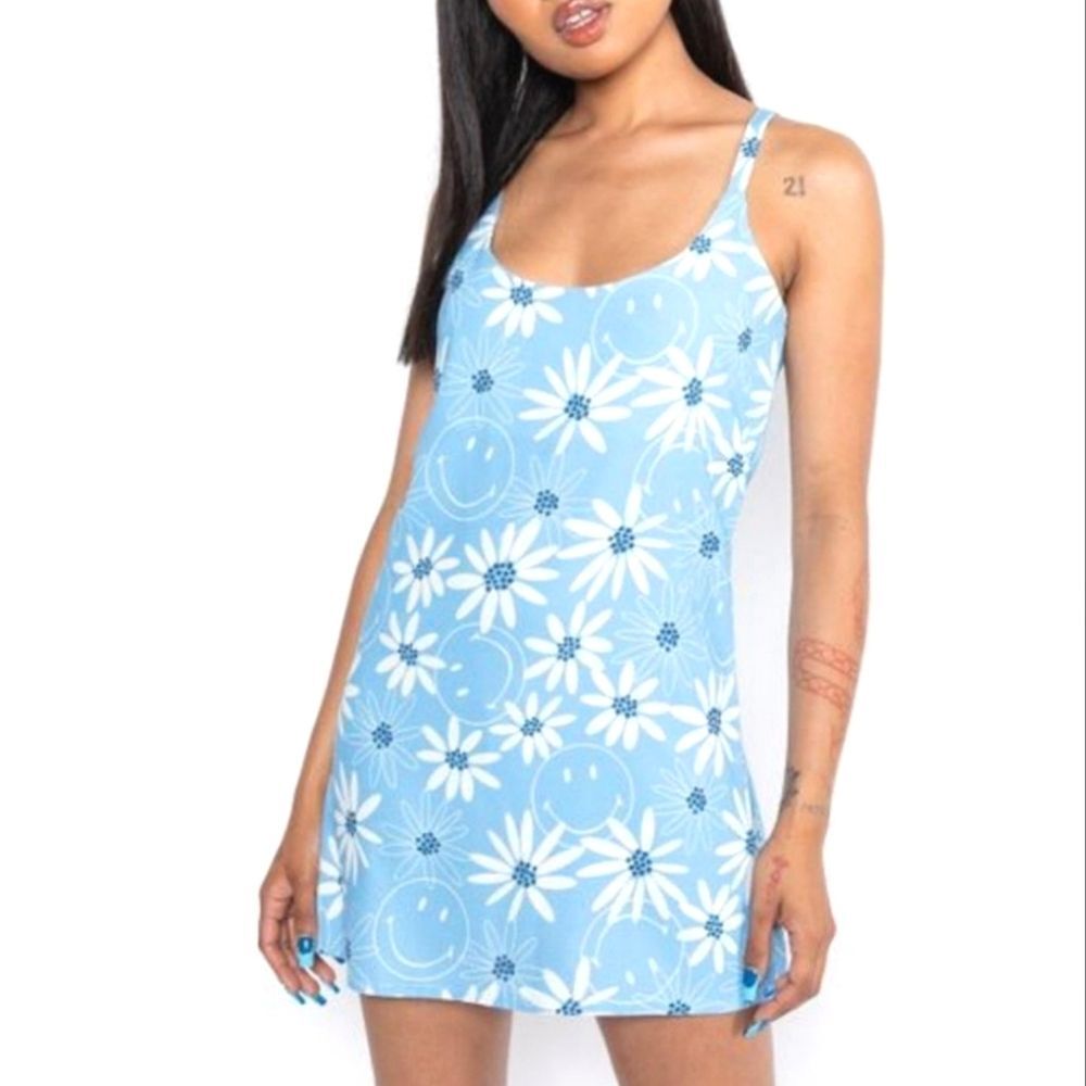 BSR BY SAMII RYAN Women’s Light Blue Smiley Floral Mini Slip Dress Small Y2K